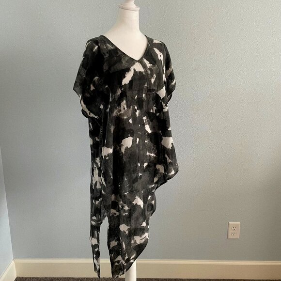 Palma Leone Asymmetric Tunic Size L/XL  NWT - Picture 1 of 5
